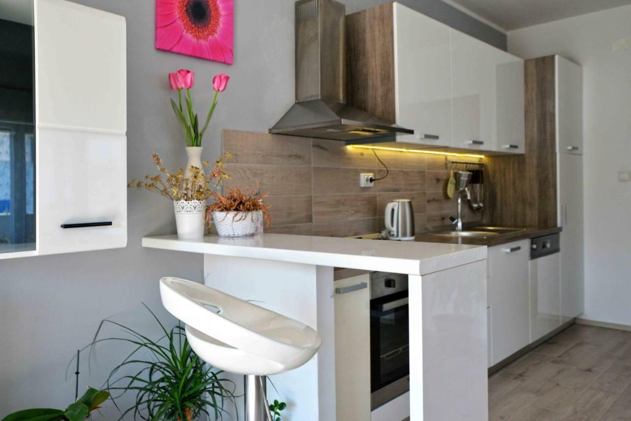 מורטר Apartment Kristina מראה חיצוני תמונה